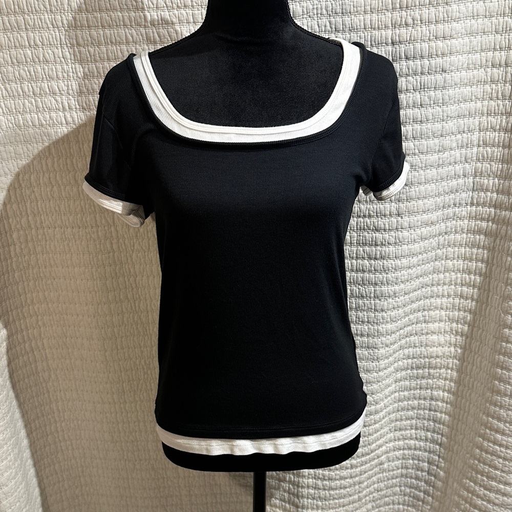 BDG Black White Carmin Twofer Ribbed Knit Baby Tee Size XL